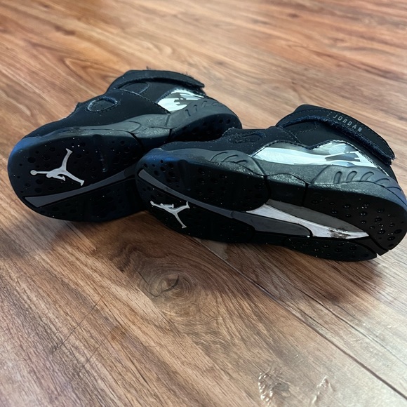 💯Authentic Jordan Retro 8 Nike❤️🔥 - Picture 3 of 5